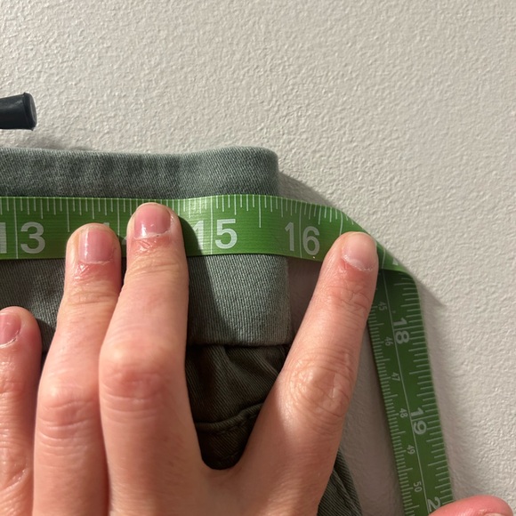 Nine West pull on crop - Picture 6 of 6